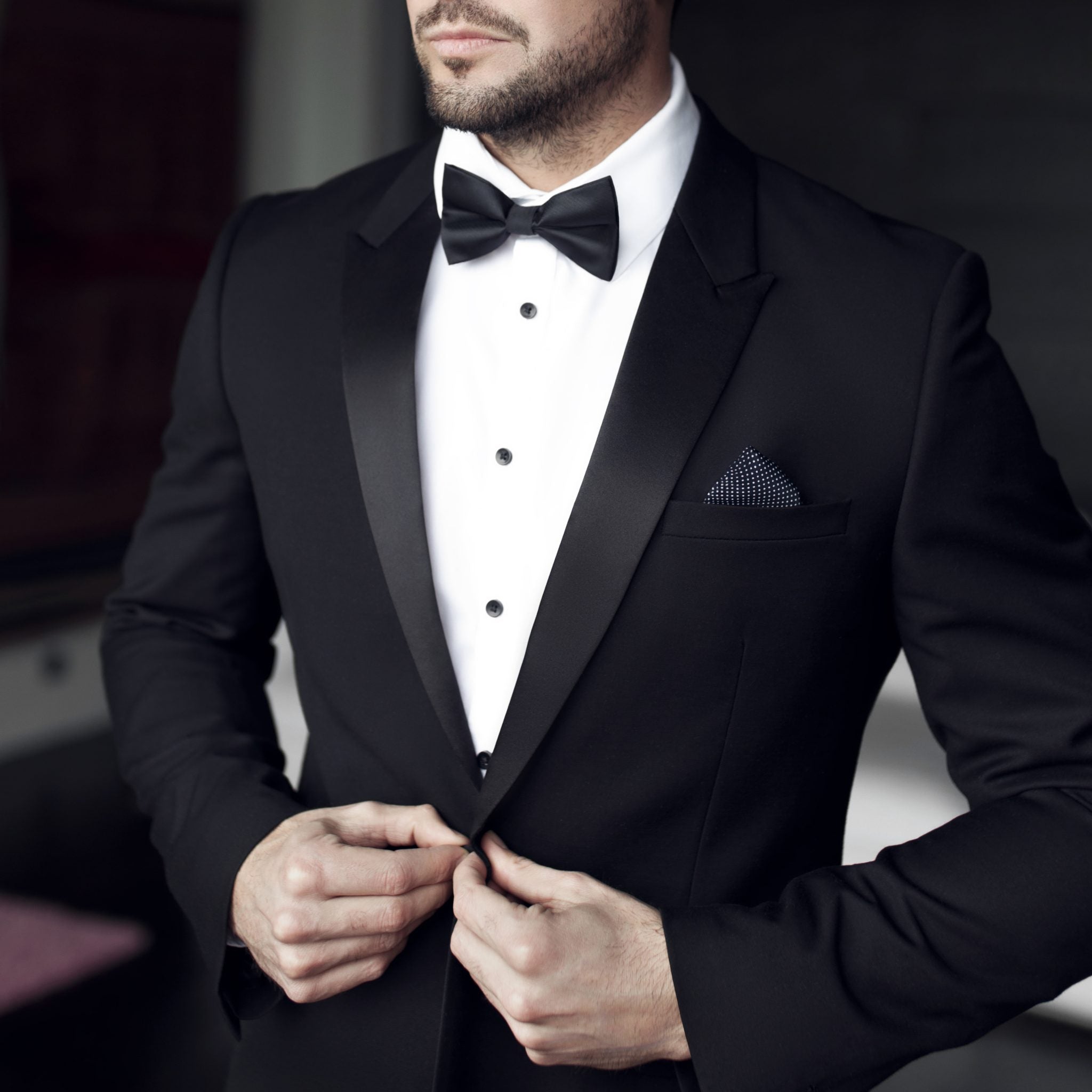 Is Tailored Suits Better Than Off The Rack Suits?