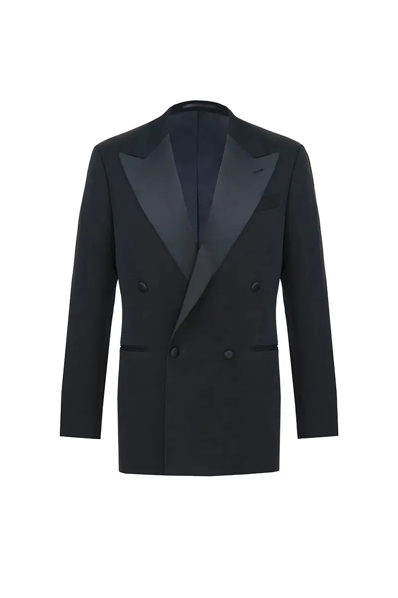 Beach Wedding Suits for Florida Grooms