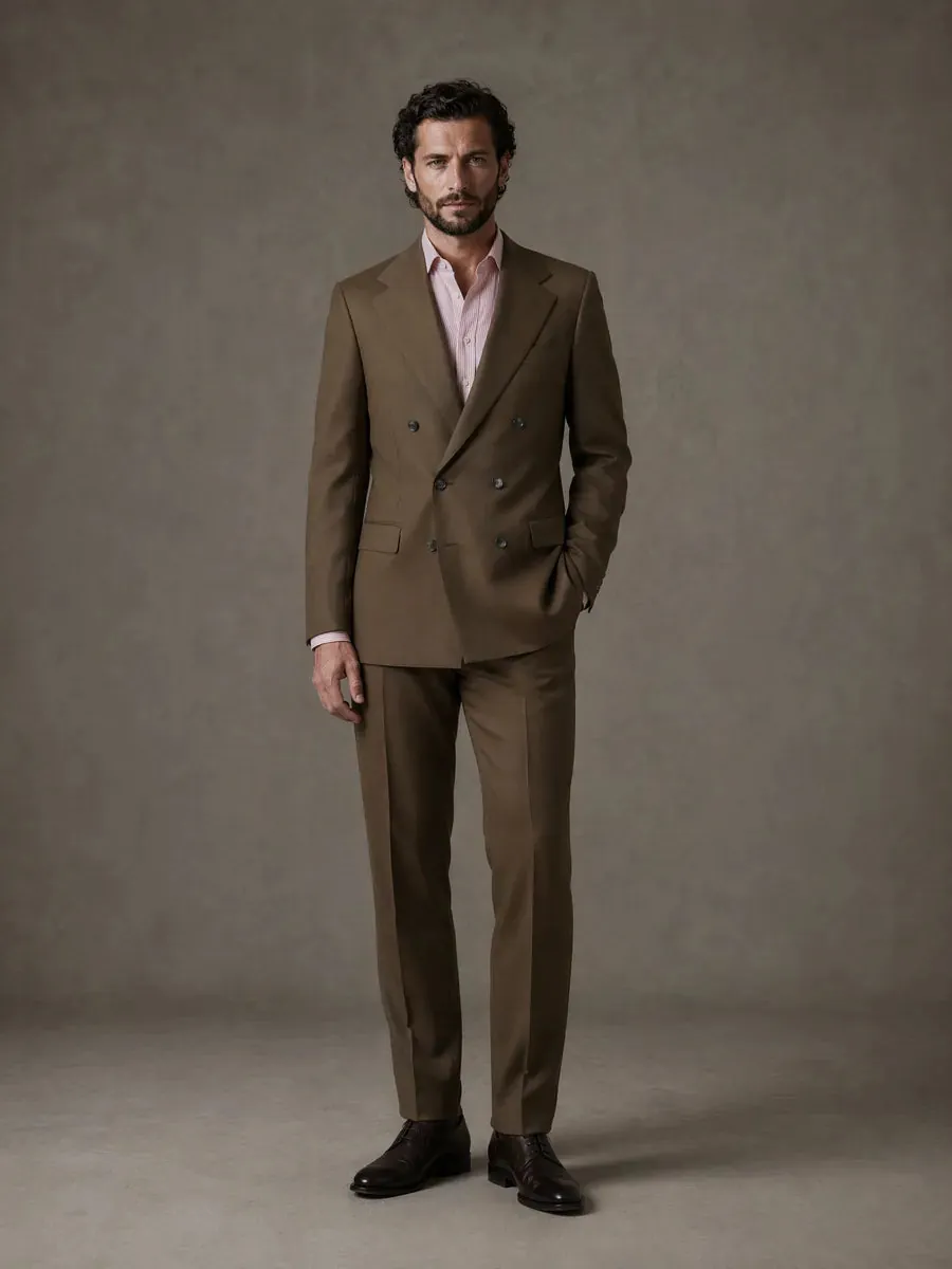 Double-Breasted vs Single-Breasted Suits